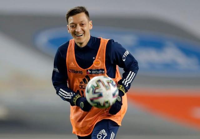 1679489857753045761.jpg 1679489851.jpg